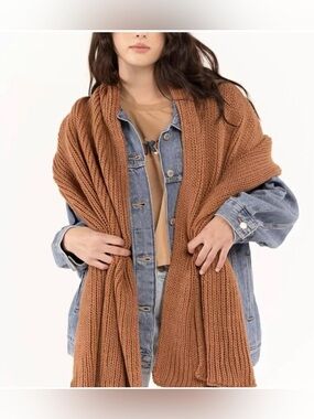 Brixton Dillon Chunky Knit Wrap Scarf | Caramel Brown | One Size